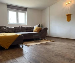 Single-story home with pool for sale in Ližnjan in Croatia