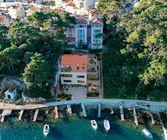 Apartamento en venta en Dubrovnik, justo frente al mar en Croacia