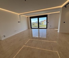 Nueva vivienda disponible con sótano y estacionamiento en Croacia