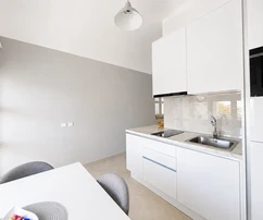 Malinska - Appartement rénové au rez-de-chaussée avec jardin