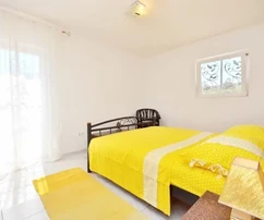 Drvenik Veliki, Einfamilienhaus 160m2 mit Meerblick, 220m vom Meer entfernt