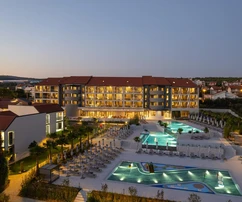 Zadar, Sv. Filip i Jakov moderna residencia de tres dormitorios en un lujoso complejo residencial