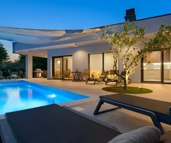 Prízemný dom s bazénom na predaj v Istrii v Chorvátsku