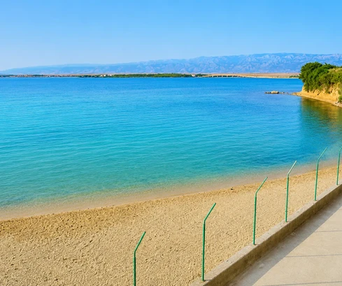 Terreno edificabile - Privlaka posizione tranquilla - 150 m dal mare