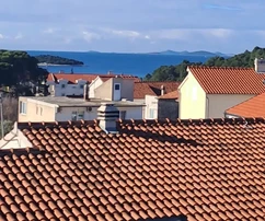 Tribunj, Sovlje – tetőteraszos, tengerre néző apartman