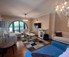 NUOVA VILLA MEDITERRANEA CON PISCINA E GIARDINO, IN POSIZIONE TRANQUILLA!