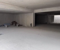 Spalato, Pazdigrad, appartamento confortevole con ampio giardino e 2 posti auto