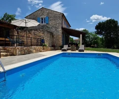 Dom Stranići pri Lovreči, Sveti Lovreč, 160m2
