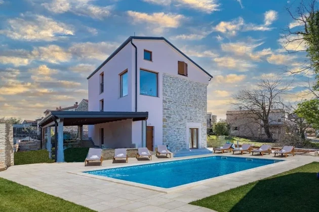 Schöne Villa mit Pool in Meeresnähe, Istrien, Umag