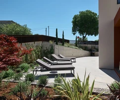 Nowoczesny dom bliźniaczy na sprzedaż w Poreču w Chorwacji