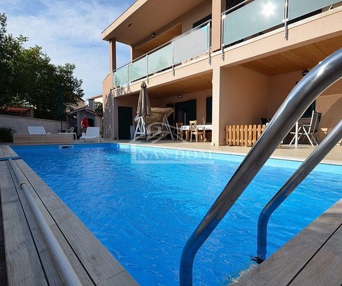 Hausverkauf in Tribunj in Strandnähe