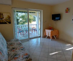 Omišaljban tengerre néző önálló családi ház eladó Horvátországban