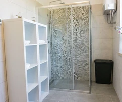 Villa moderna con piscina in vendita a Svetvinčenat in Croazia