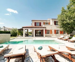 Istria, Višnjan: Pôvabný vidiecky dom s bazénom