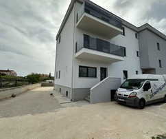 Przestronne mieszkanie na sprzedaż w Medulinie z tarasami w Chorwacji