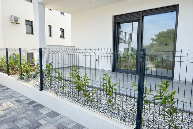 Soline Bay - Apartamento nuevo en planta baja con jardín