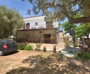 Srima - casa indipendente in 4ª fila dal mare, ideale per turismo e vita familiare