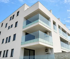 Паг, Повляна, двухуровневая квартира с видом на море, 88,55 м²