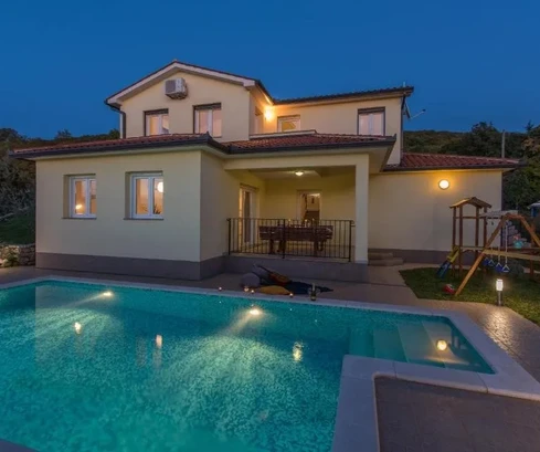 Istria, Labin - Splendida casa vacanze con piscina