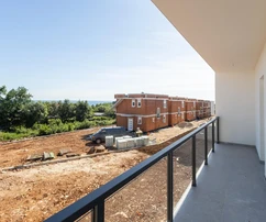 Istrie, Zambratija, votre coin au bord de la mer : nouvelle construction avec deux terrasses et ambiance méditerranéenne