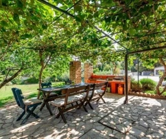 Uroczy dom z basenem i widokiem na morze. Istria, Medulin