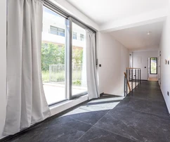 Okrugban második sorban a tengertől luxusvilla eladó Horvátországban