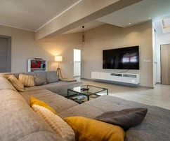 Penthouse de luxe sur deux niveaux à vendre à Medulin en Croatie