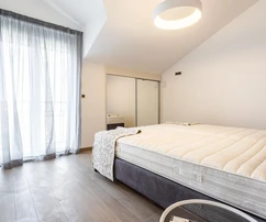 Mieszkanie na sprzedaż na Hvarze drugie piętro blisko centrum w Chorwacji