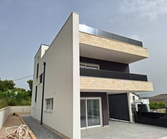 Vila s bazénem a výhledem na moře na prodej v Chorvatsku