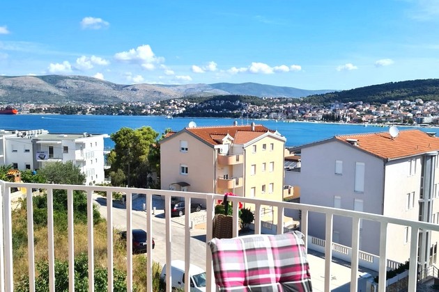 Superbe appartement avec vue sur la mer à vendre à Ciovo