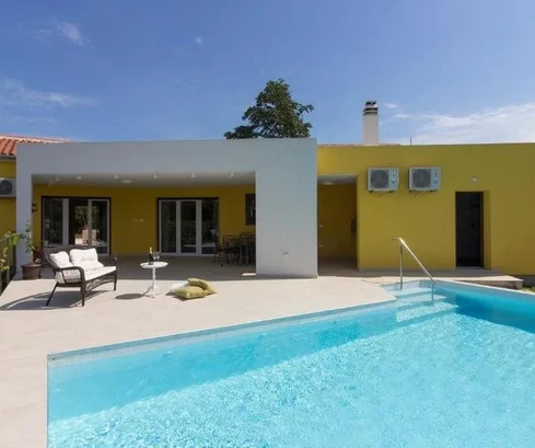 Svetvinčenat, Istria: Villa contemporanea in posizione privilegiata