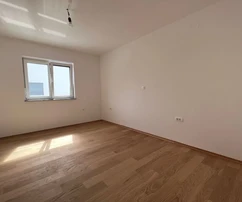 EXKLUZÍVNY APARTMÁN S VÝHĽADOM NA MORE, NA ATRAKTÍVNOM MIESTE!