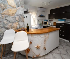 Maison en bord de mer à vendre à Pašman avec une vue imprenable en Croatie