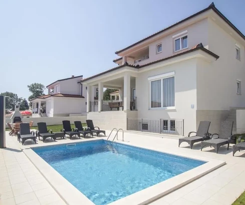 Maison fantastique au bord de la mer avec piscine, Istrie, Rabac