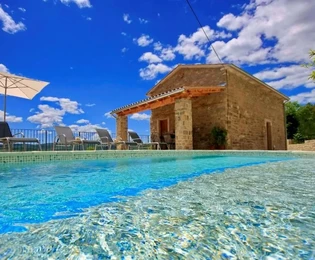 Kamena kuća s bazenom i panoramskim pogledom, Istra, Oprtalj