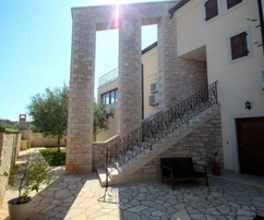 Istria, Novigrad – Villa di lusso con vista mare e comfort moderni in vendita