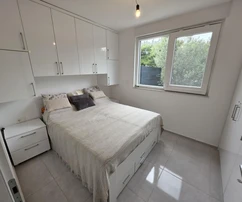 Modern one-bedroom apartment