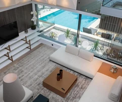 Vila na prodej s bazénem a výhledem na moře v Chorvatsku