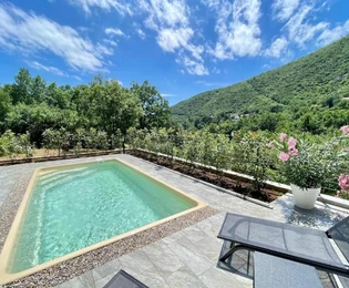 Casa di nuova costruzione con piscina in vendita a Mošćenićka Draga in Croazia