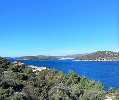 Villa an der Rogoznica-Riviera mit beheiztem Pool und Meerblick