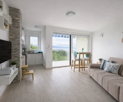 Njivice - Berendezett apartman tengerre néző kilátással