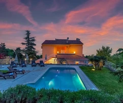 Opportunità di sviluppo di un resort di lusso a Opatija, Lovran