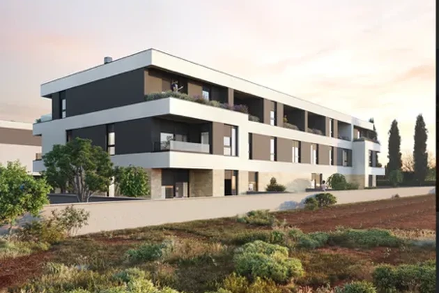 Istria, Pula: Mieszkanie na parterze z prywatnym ogrodem