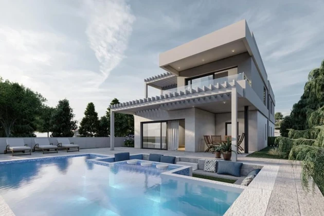 Apartamento de tres dormitorios con terraza en la azotea en venta en Zadar, Croacia