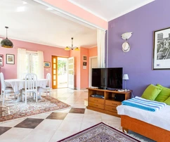 Casa indipendente con vista mare disponibile per l'acquisto in Croazia