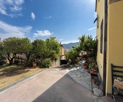 Freistehende A++++ Villa mit Meerblick