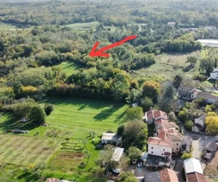 Istrie, Višnjan: Stavební pozemek na prodej s investičním potenciálem