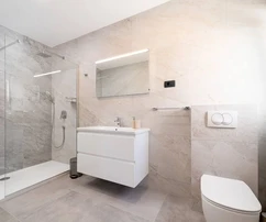 Villa frente al mar con piscina en venta en Brač, Croacia