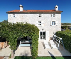 Istria, Bale - Casa in pietra ristrutturata con fascino mediterraneo