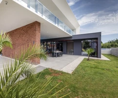 Nové moderní sídlo – Liznjan, Istrie